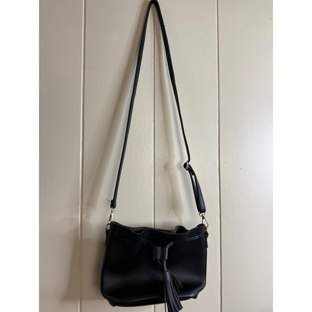 Black Faux Leather Crossbody‎ Shoulder Bag Women's Bucket Bag Drawstring Tassel